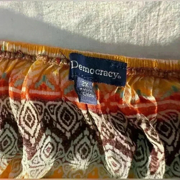 NWT 2X Plus Size Democracy top With Tassle Tie - Picture 8 of 10